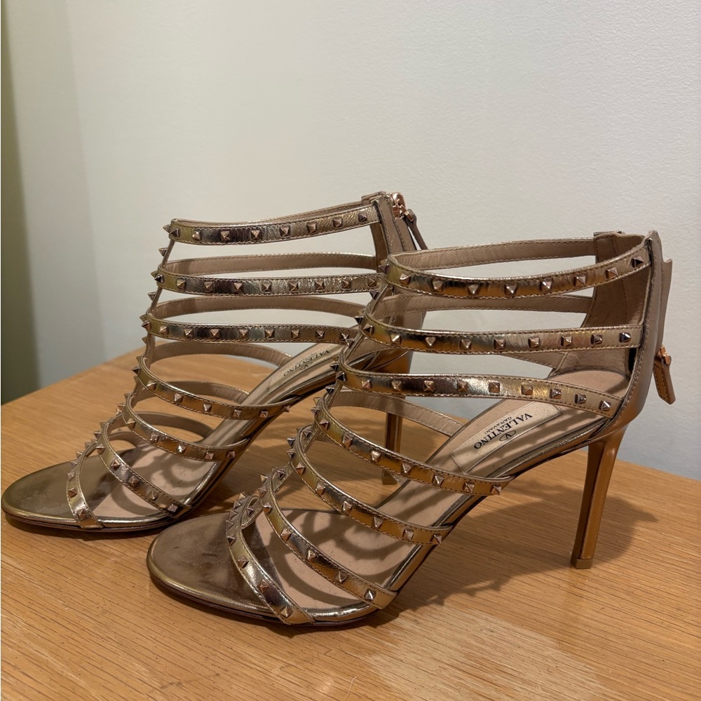 Valentino Women's Metallic Gold Studded Heels never worn